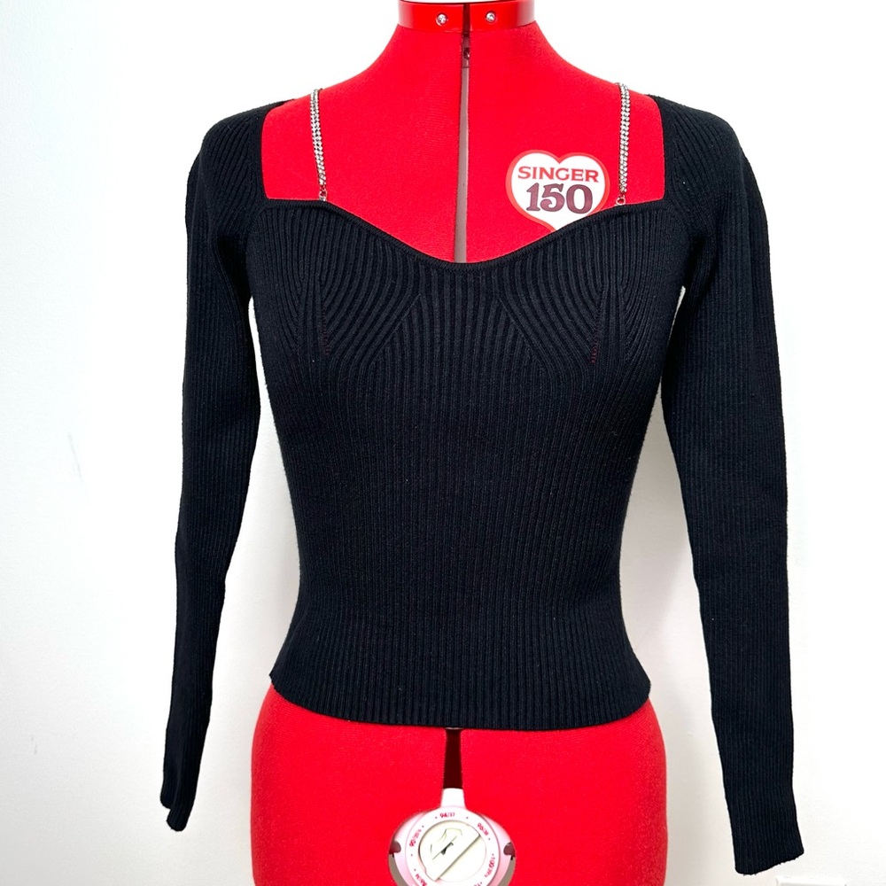Y2K 90’s Ribbed Sweetheart Neckline Rhinestone Strap Long Sleeve Knit Top